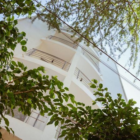 Hotel Cesaria Praia Exterior photo